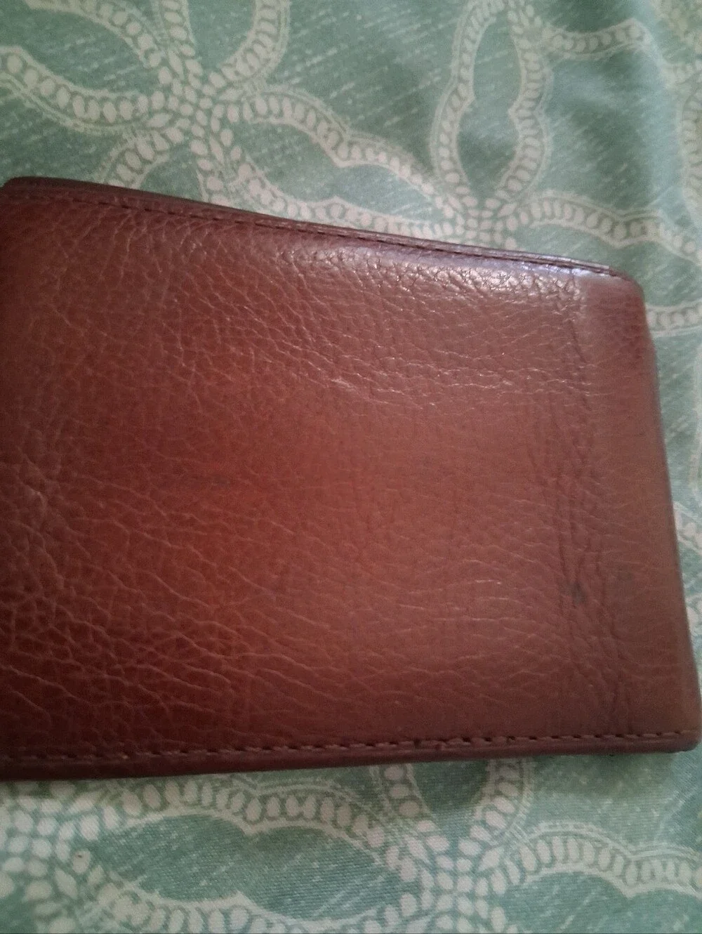 Dockers Men's Brown Leather Bi-Fold Wallet - Classic Design